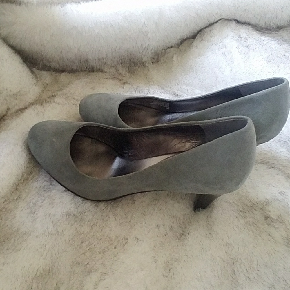 Banana Republic Heels